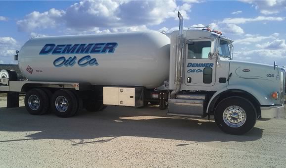 Demmer Oil Company | Fleet Truck | Delivery